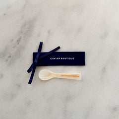 Mother of pearl Spoon in pouche Caviar Boutique